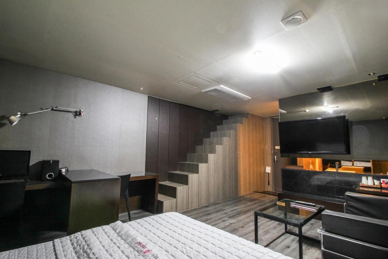 Gyeongju Arrietty Motel Esterno foto