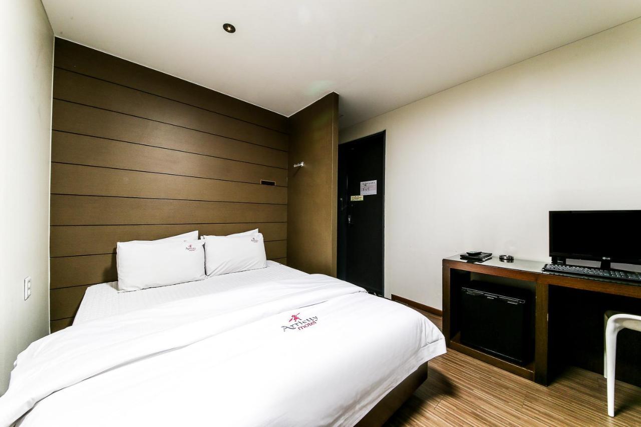 Gyeongju Arrietty Motel Esterno foto