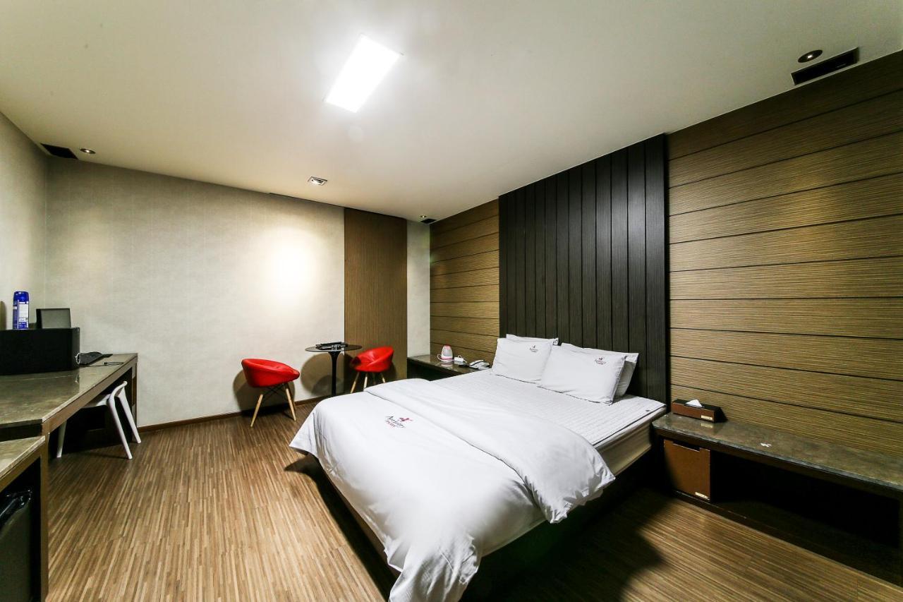 Gyeongju Arrietty Motel Esterno foto