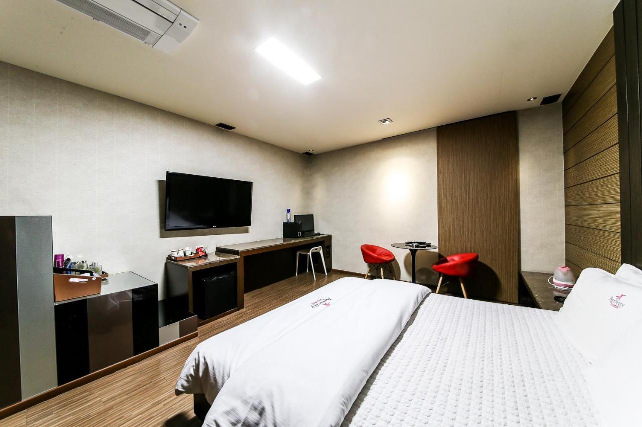 Gyeongju Arrietty Motel Esterno foto