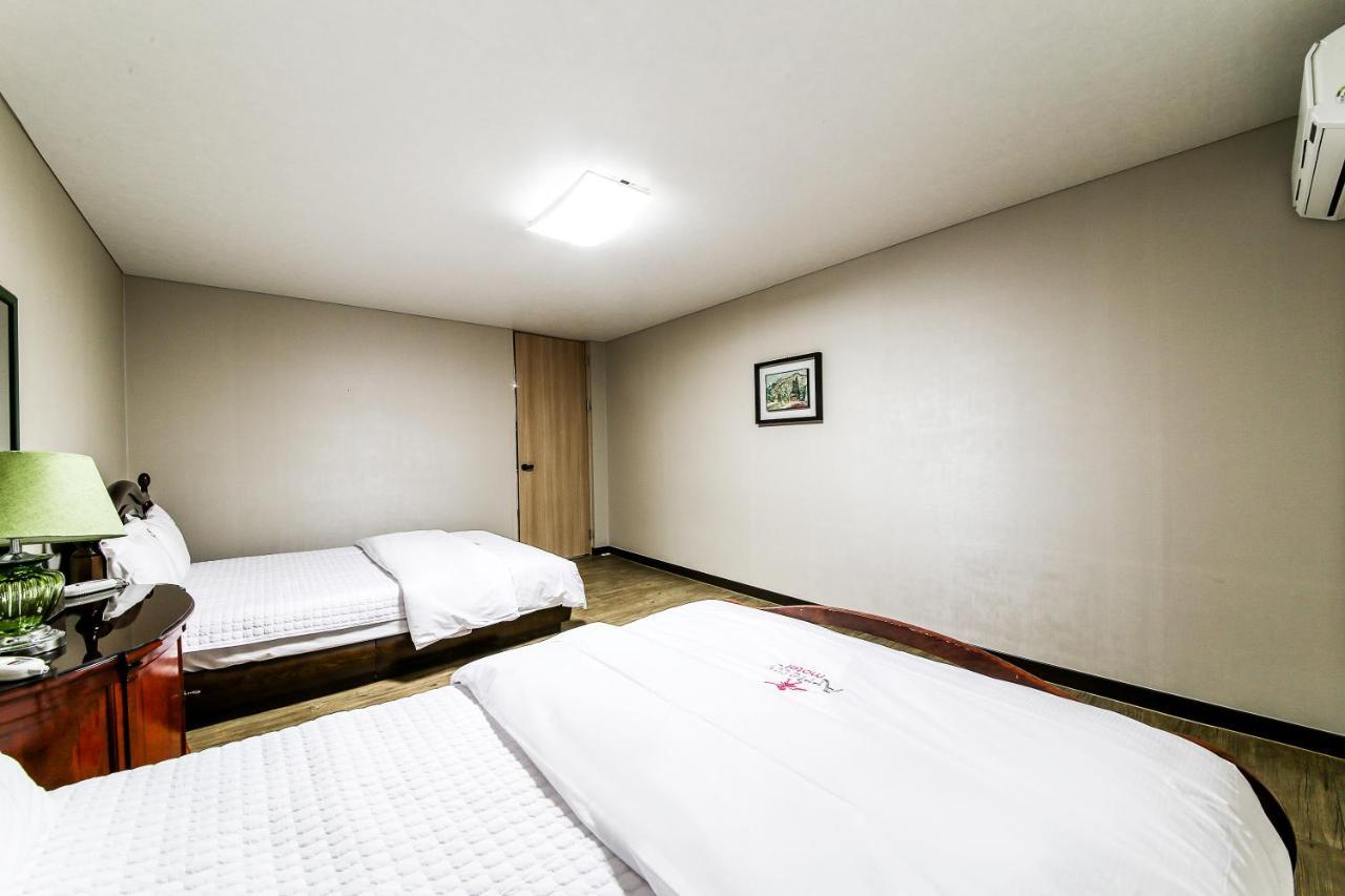 Gyeongju Arrietty Motel Esterno foto