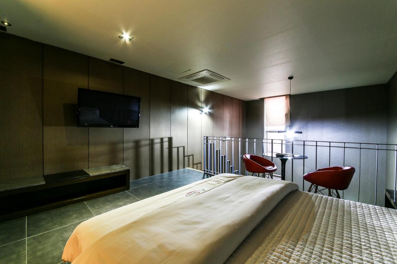 Gyeongju Arrietty Motel Esterno foto