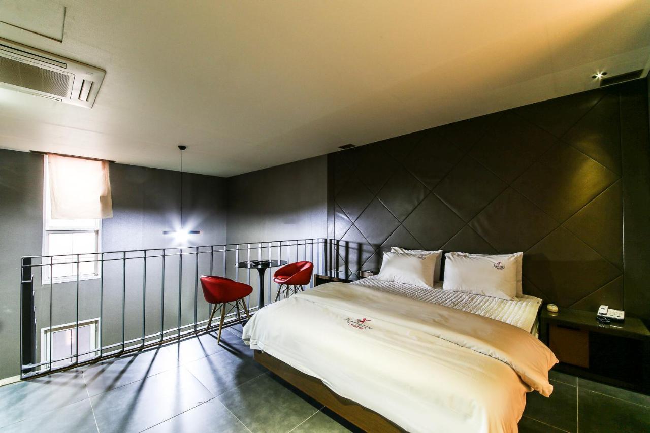 Gyeongju Arrietty Motel Esterno foto