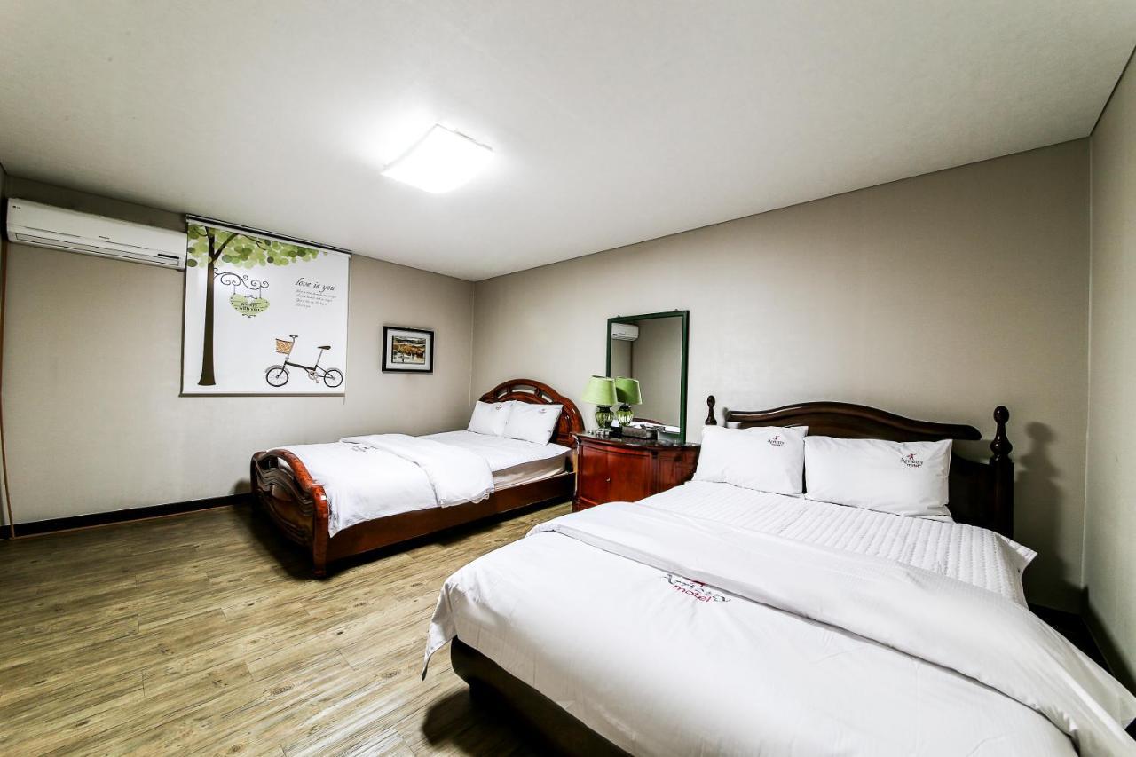 Gyeongju Arrietty Motel Esterno foto
